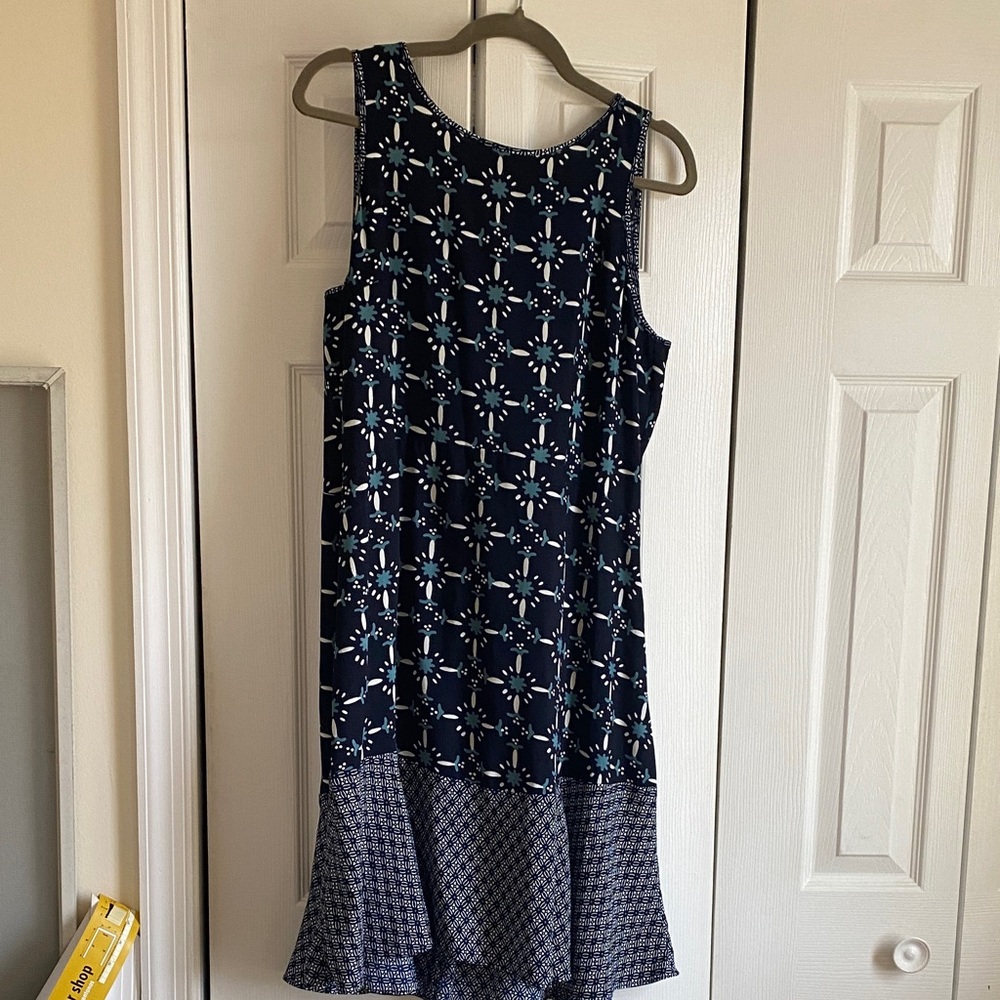 LOFT Navy and Light Blue Sleeveless Midi Dress with Patterned Hem